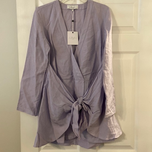 L'Academie Dresses & Skirts - L’academie Dress size S brand new beautiful lilac color long sleeve